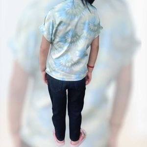 Jeans and T-shirt For Girls