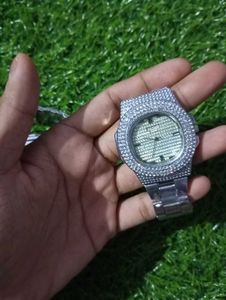 (Pack Of 2) Iced Out Diamond Watch 🔥