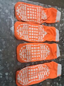 Anti Slipp Socks Pack Of 2 Pairs