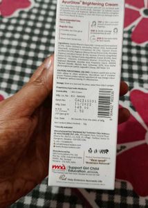 T.A.C Ayurglow Brightening cream