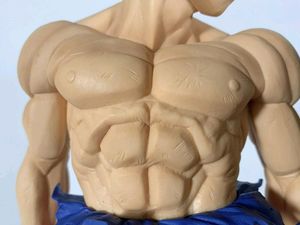 SON GOKU LIMITED EDITION WITH 2 REPLACEABLE HANDS