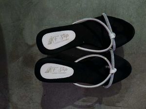 Black Wedges