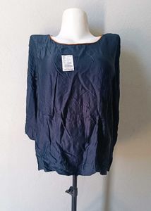 Beautiful Nevy Blue Top🎀