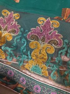Heavy Georgette Saree Wth Blouse For Womens