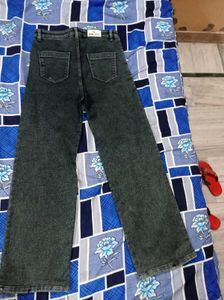Stylish Denim Jeans – Preloved but Premium Quality