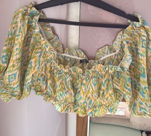 Brand New Floral Print Crop Top, Bust-38/36