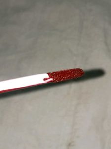 Kiss Beauty Lipgloss