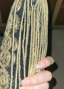 Dress Lease /border