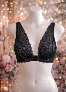 🇳🇿💫💕Elegant Black Lace Bralette