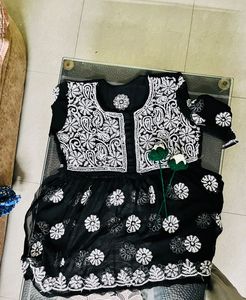 Black Embroidered Kurta