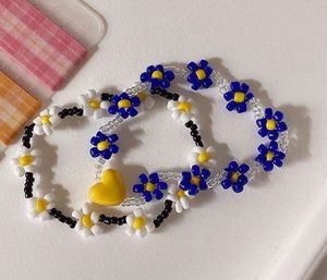 Black Flower Bracelet