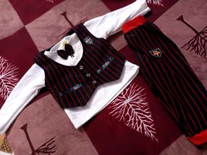 Printed Waist Coat With Tshirt Pant
