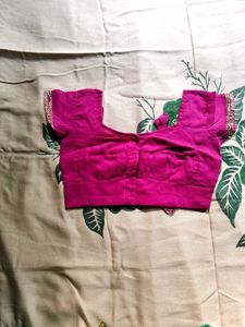 Beautiful Saree With Blause.