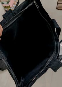 Black Tote Bag With Zip