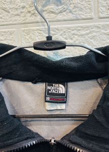 🇦🇺 The North Face Imported Fleece Jacket