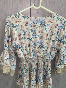 Floral Pleated Top