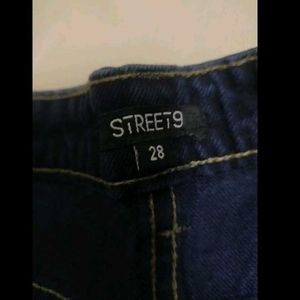 Trendy Denim Jeans
