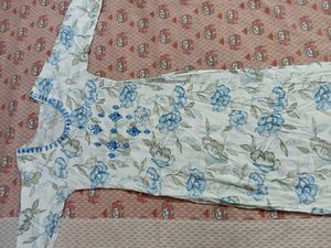 Floral Print Embroidered Kurti
