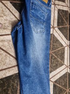 (used once)Mast &amp; Harbour Denim Jeans