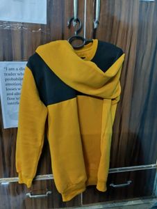 Sweatshirt 44-46 Size.
