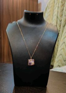 Red Bow Pendant Necklace