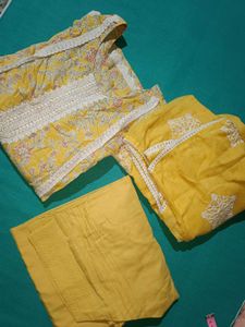 Suit Salwar With Cotton Embroidered Duppata