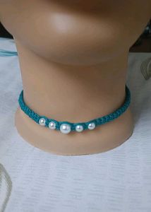 Pearl Beaded Choker