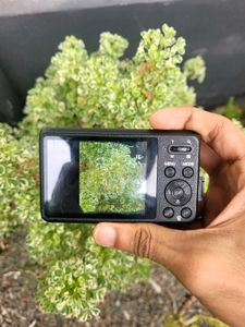 SAMSUNG DV 100 Dual Screen Digital Camera