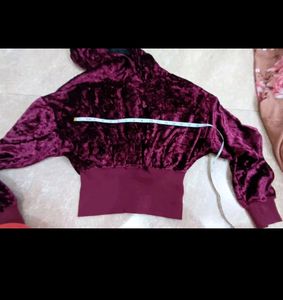 Crop Hoodie 28 30 32 All Can Wear