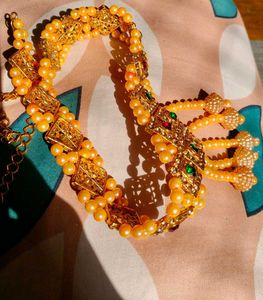 elegant Kamar band , waist chain .