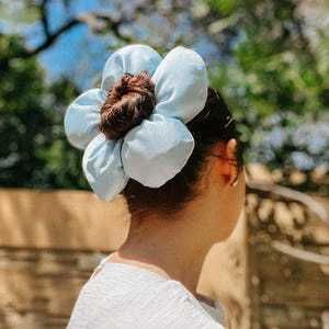 Flower Crown Scrunchie - Large