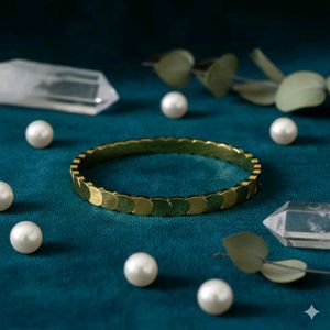 Aurigleamz Gold Bangle