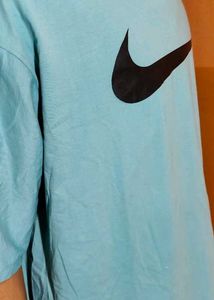 Men&#39;s Premium Round Neck Tshirt With Back Print