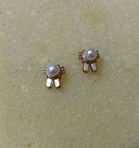 10 Set Pearl Stud Earrings