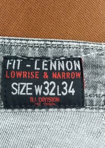 Men&#39;s Premium quality Jeans...Size..32 L 34