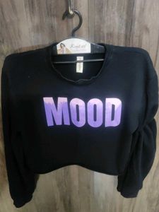 A Super Cute Black Full Sleeve Crop Top