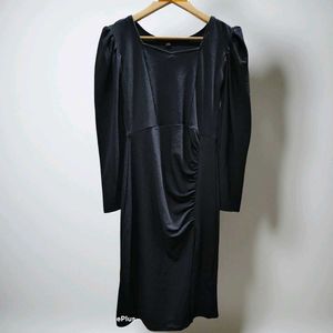 Chic Black Midi Bodycon Dress