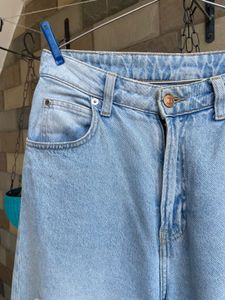 Ripped Light Wash Baggy Jeans