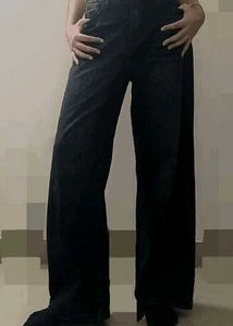 Savana Black Jeans With Tag