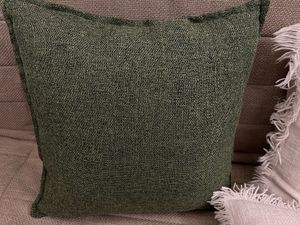 White Textured 3 Pillows (Pilllows With Covers)