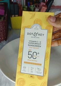 Dot &amp; Key Vitamin C+E  💛