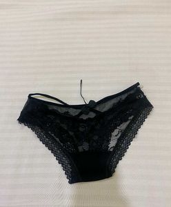 Lace Detail Panty 28-30