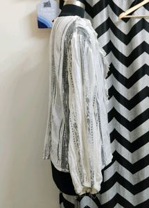 Plus Size Frilled Lace Top