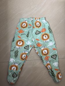 Cute Baby Footed Pant Set Of 2