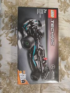 LEGO Technic Mercedes-AMG F1 W14 brand new