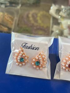 Moti Eearing