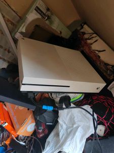 Xbox One S 1tb