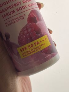 MCaffeine Raspberry Body Lotion SPF 50