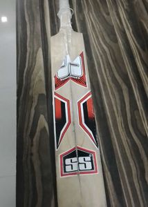 SS Sunridges Cricket Bat
