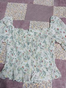 Cute Floral Printed Top